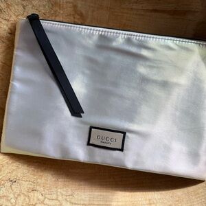 Gucci Beauty Iridescent Bag